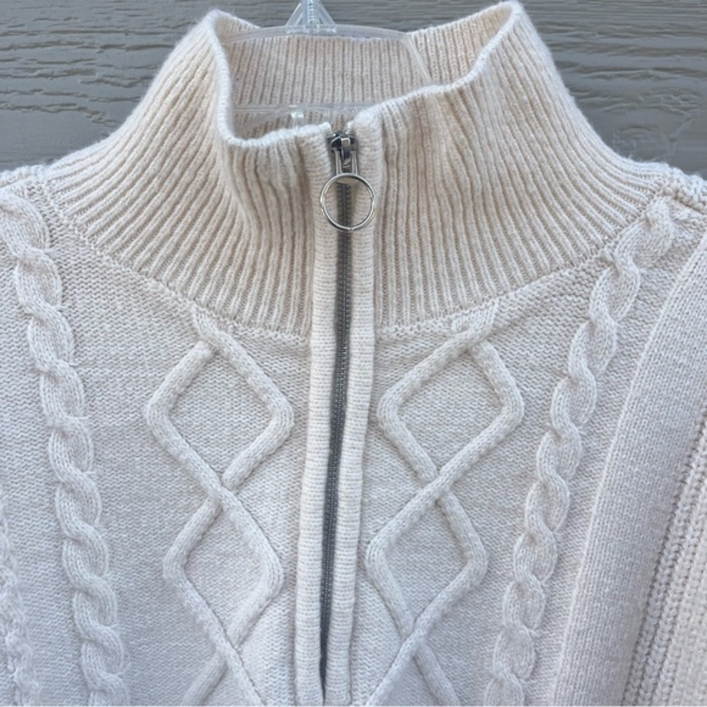Urban Outfitters Cream Sweater Medium 1/4 Zip Dolman Sleeve Chunky Knit Cable‎ - Picture 4 of 13